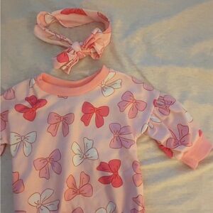 Amazon Pink Bow Print Kids Bodysuit
